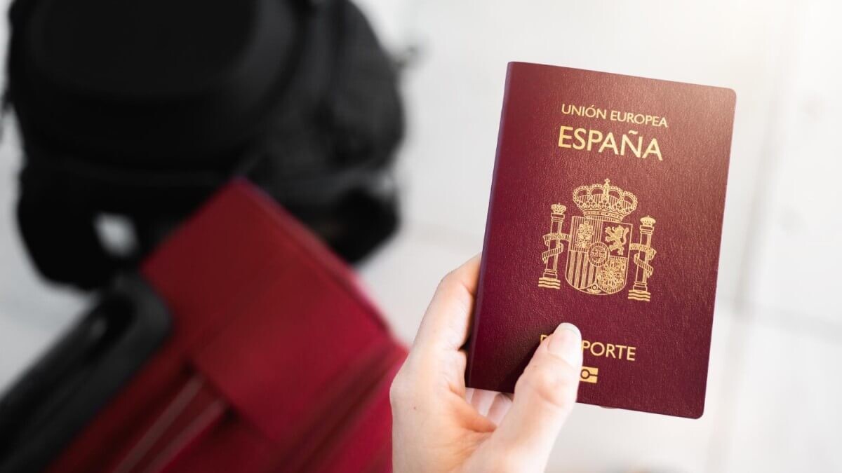 Spanish-Passport.jpg