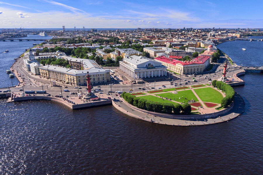 lastsecond.ir-vasilyevsky-island.jpg