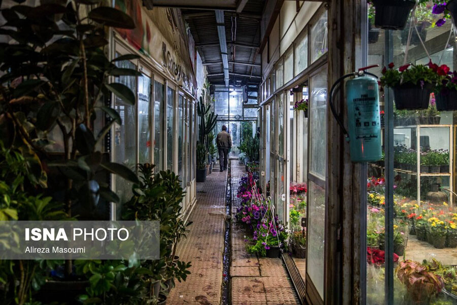 lastsecond.ir-shopping-centers-near-tehran-subway-stations-mahallati.jpg