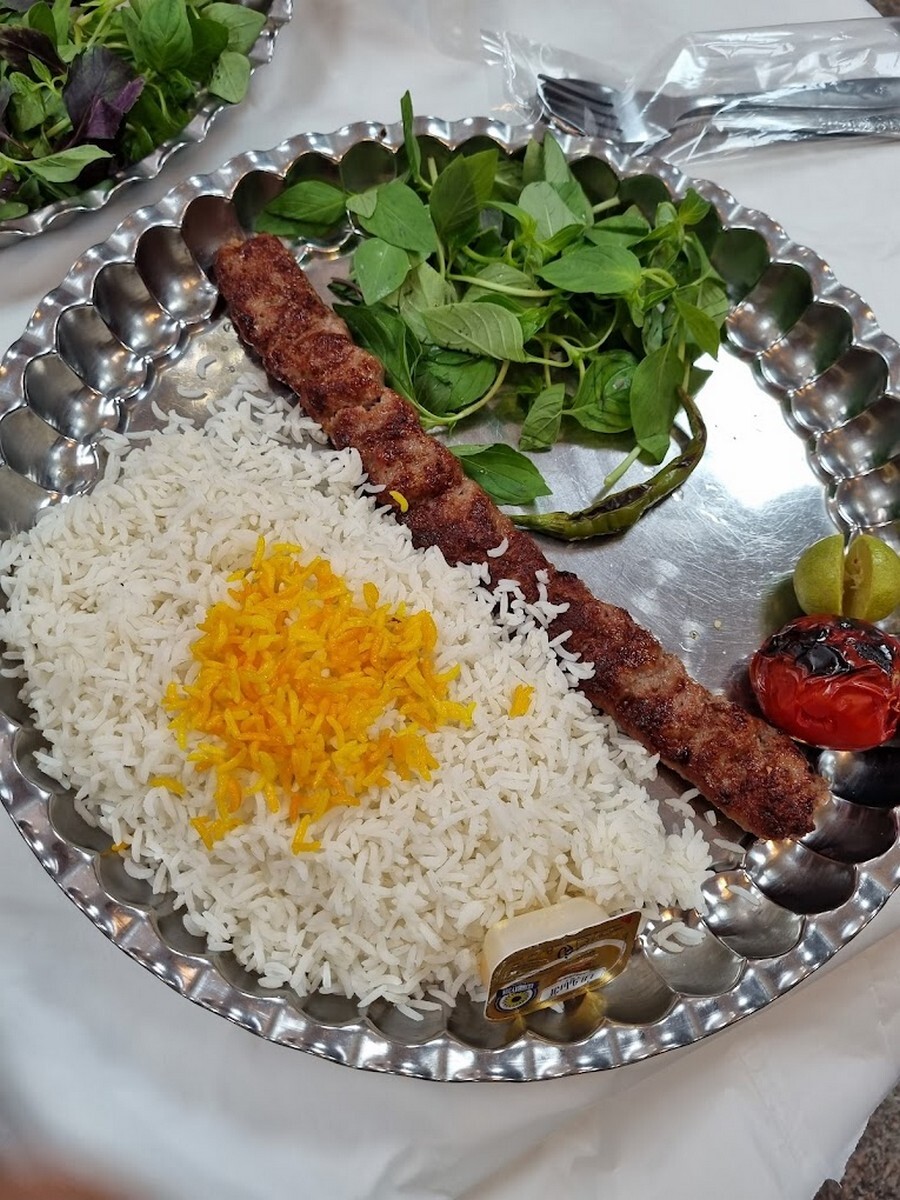 3dxycjqsffeatqfhfzi0dnf71yqyqgdo78vxjitr حاج علی.jpg