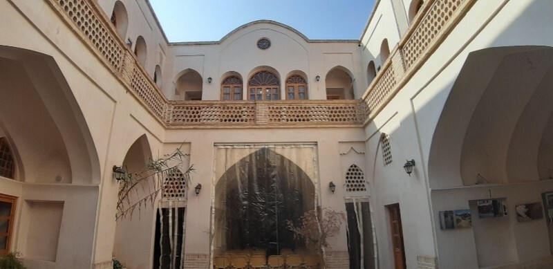 موزه هنرهای زیبای کاشان lastsecond.ir kaj house nader mazrae shadi2.jpg
