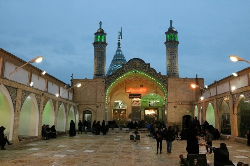 امامزاده سلطان امیر احمد؛ کاشان lastsecond.ir emamzade amirahmad pouria eghtedari.jpg