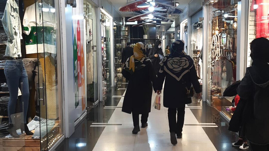 ge3oik2xdqignuhjbwdseef4k10pberfe71oo3wj lastsecond.ir-best-shopping-malls-of-tehran-kasa1.jpg
