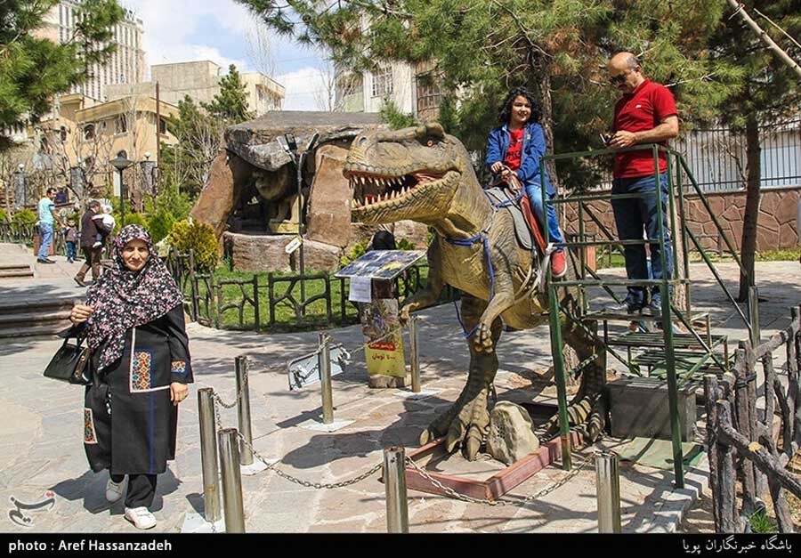 yofhk8jczzj0fnvn5uupvwyuqg2snnubr8vygp0c Lastsecond.ir-children-attractions-in-tehran-jurassick-park.jpg