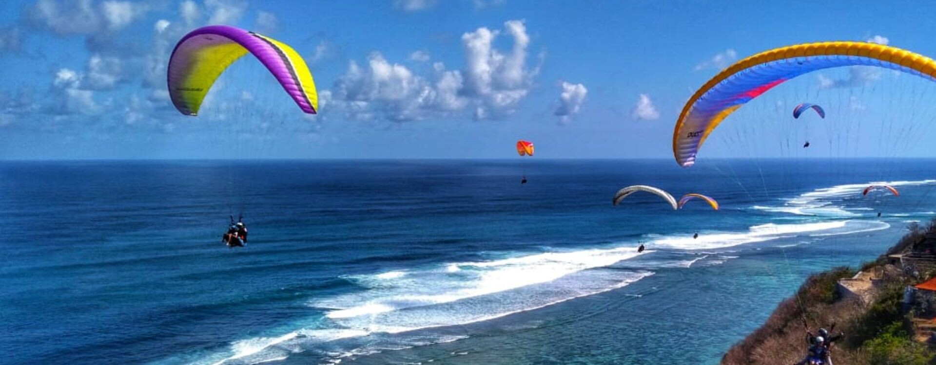 149ltkfg2ilbdqwdug4fnm2rrdr0uubq1tymvnud banner-paragliding.jpg