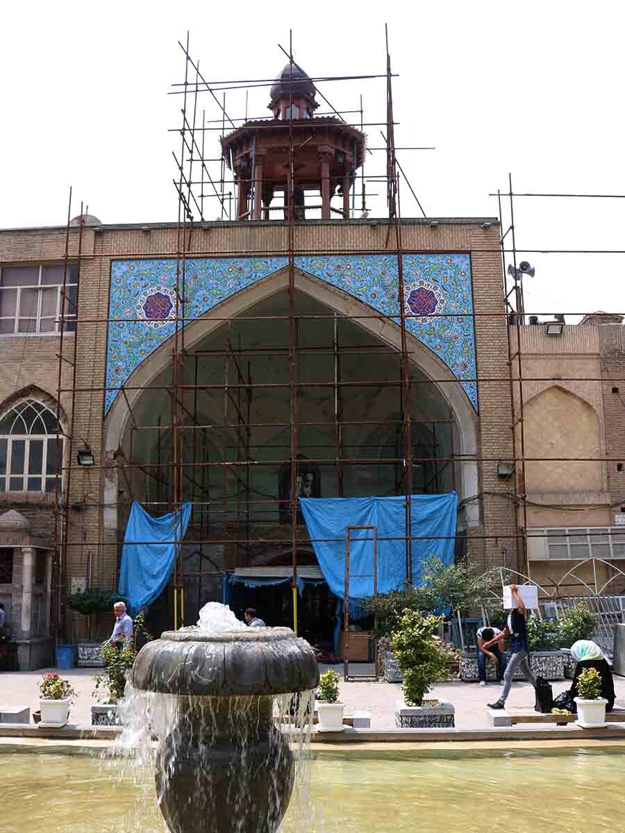 مسجد جامع تهران Lastsecond.ir-tehran-best-attractions-tehran-central-mosque.jpg