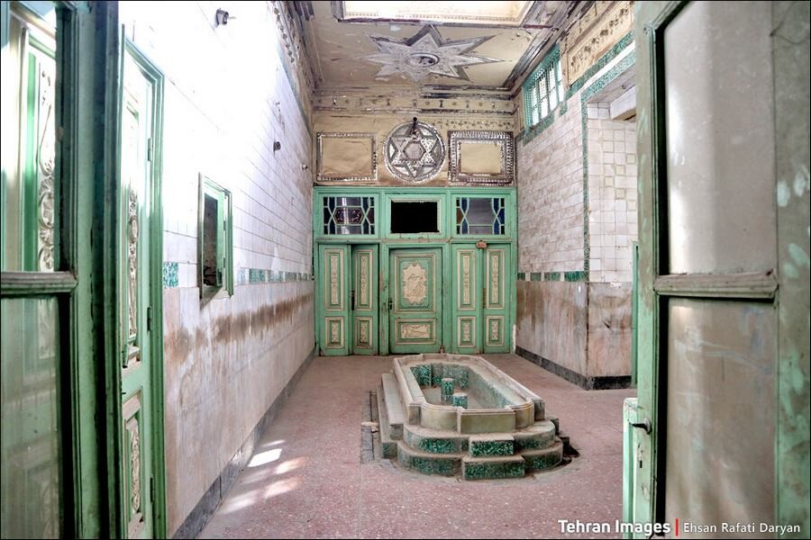 g7ojxu1ewtbxhjose0ulsnmc5jwe0pannzu03jv4 lastsecond.ir-tehran-best-attractions-keshvarie-bathroom.jpg