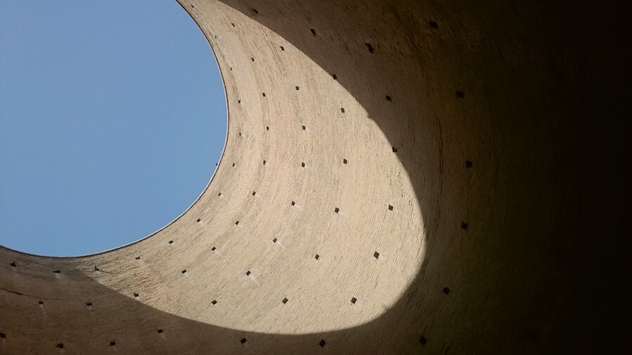 kf8z7rf6zv4v8xcvfslz1kgj192hlbcfwls1oovq lastsecond.ir-best-attractions-of-tehran-toghrol-tower.jpg