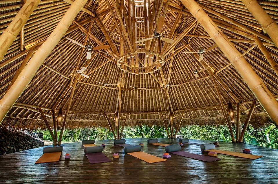 onqs0kiqhgyybschrox6gbyoagvlyayrrg2amloq yoga-studio-bali.jpg