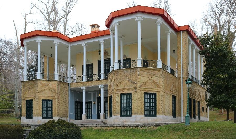 کوشک احمدشاهی واقع در کاخ نیاوران کاخ نیاوران - کوشک احمدشاهی.jpg