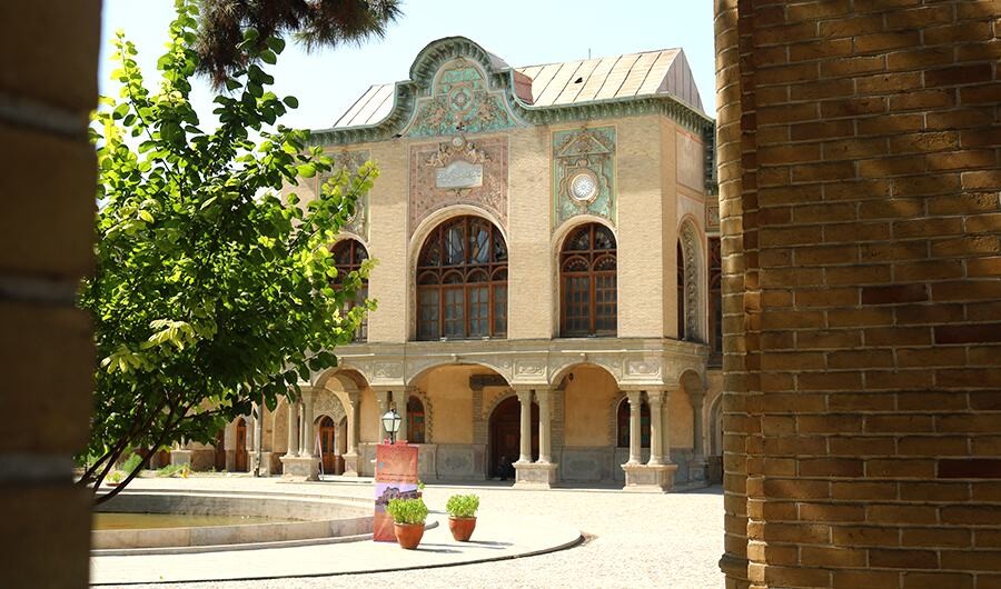 عمارت مسعودیه از جاهای دیدنی تهران عمارت مسعودیه.jpg