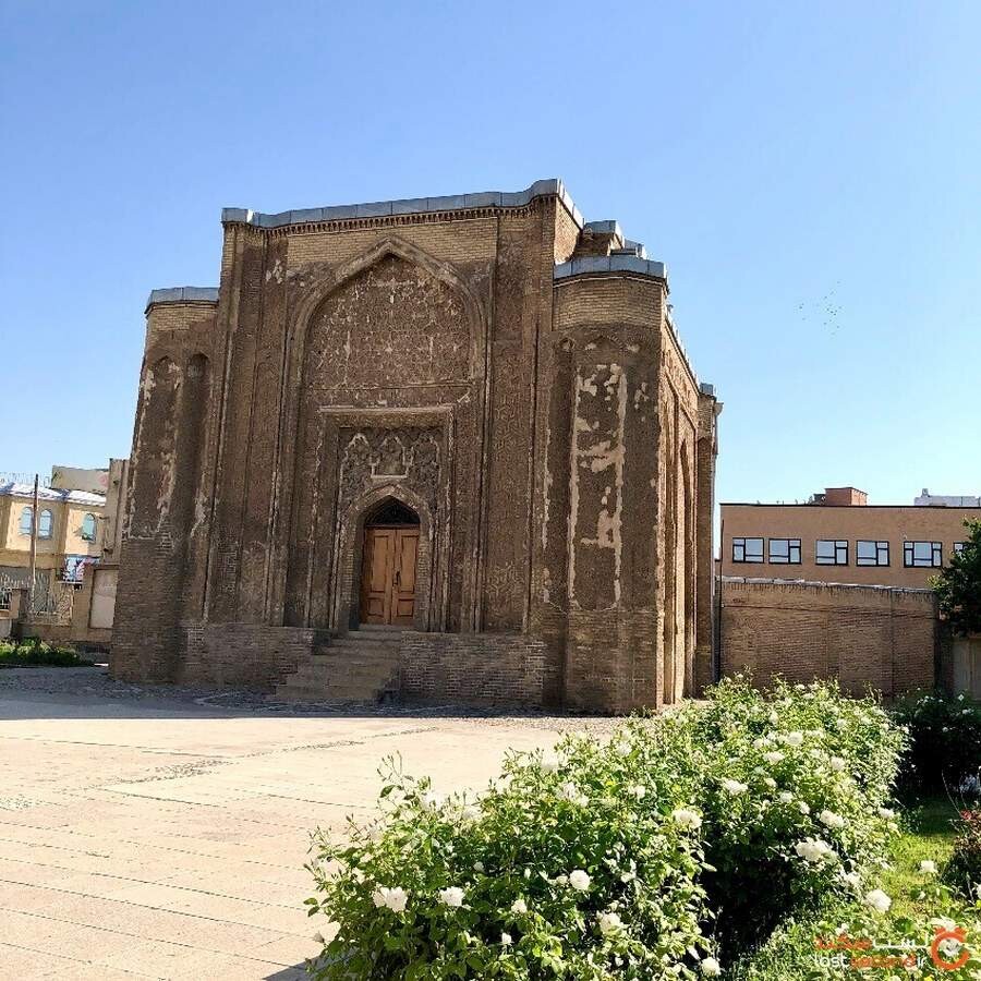 1iodexu5nz3idyl4vxa1wcwftyyqu1nd7eikfwex شیلا صادقی.jpg