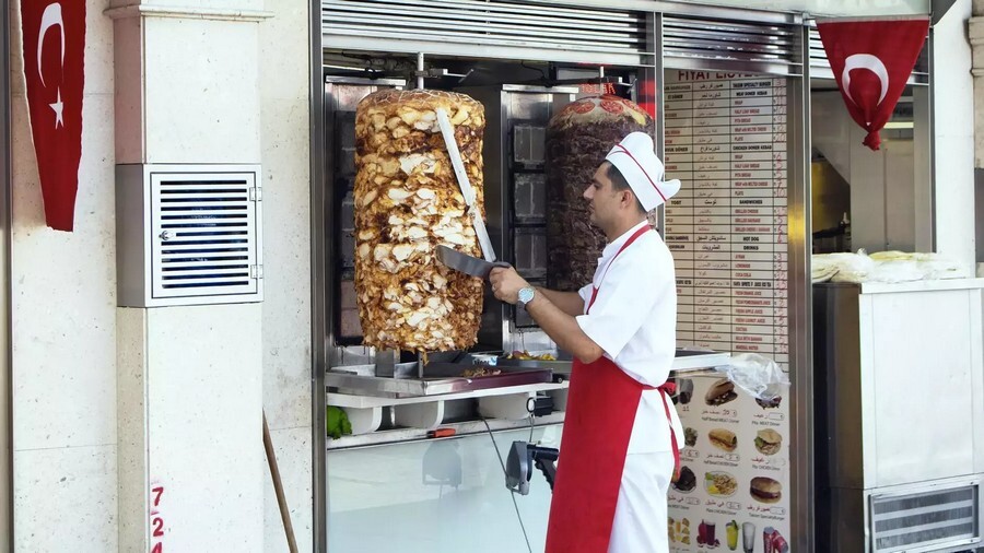 2kzryfrscu3waedzg1qa1hcxqfsh3bzh57rumoeo doner kebab.jpg