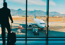 چند ساعت قبل از پرواز در فرودگاه باشیم؟ چند ساعت قبل از پرواز در فرودگاه باشیم؟