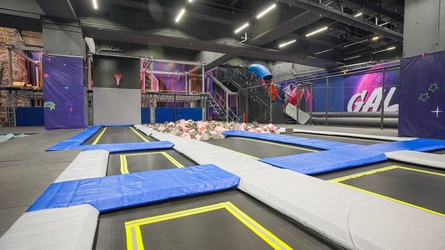 myt060tbk3j8zqbo7wqbsjpte4eoaq0nqziwvgap Helium Park By Mohammad Hossein Vakili.jpg