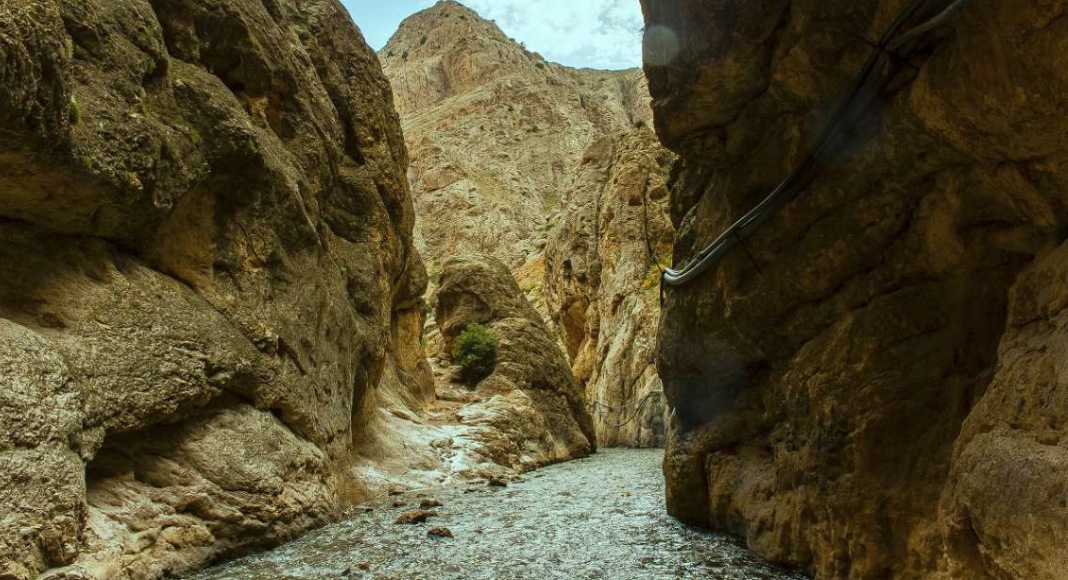 tange-vashi تنگه واشی