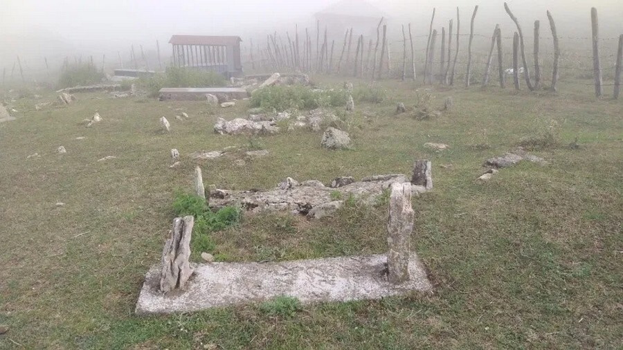 ew4nfmsjq3clsw3st3bxykotiycaj7mzfxbrptef Subatan Ancient Cemetery.jpg