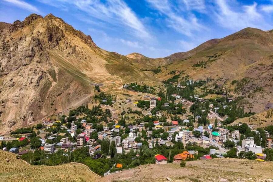 Lastsecond.ir-seven-destinations-for-a-one-day-trip-around-tehran-lalan.jpg