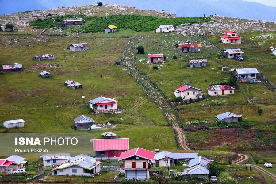 h9mealpu5qsgx667wbxhnkqquzhfesp8dogz7ji3 House in Soubatan By Pouria Pakizeh.jpg