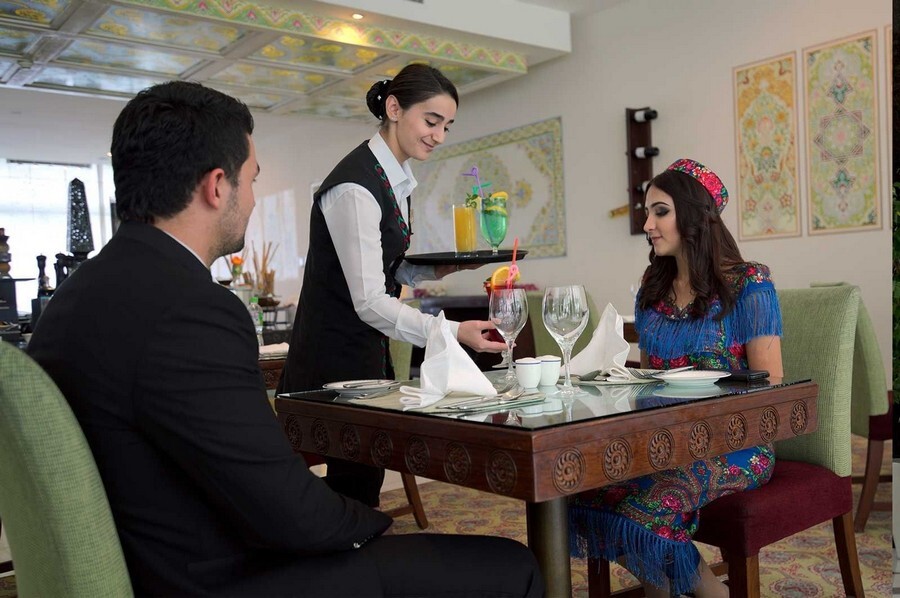 he23jzjn4aqi96vtsbgs41tdsjel2wn1qs2cdpbh Restaurants in Tajikistan.jpg