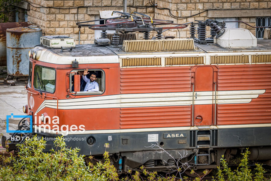 2bbsfn2lbbiz0zot9k8wqsjucnjy4qgveijhov0t lastsecond.ir-road-trip-to-armenia-train-to-jolfa-from-tabriz.jpg