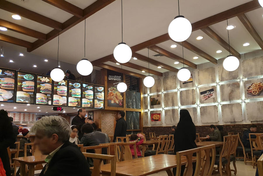 3odokdqzmbzawdpqky5rz6s83bovwepmrnesebsk lastsecond.ir-best-fast-foods-in-mashhad-aceburger.jpg