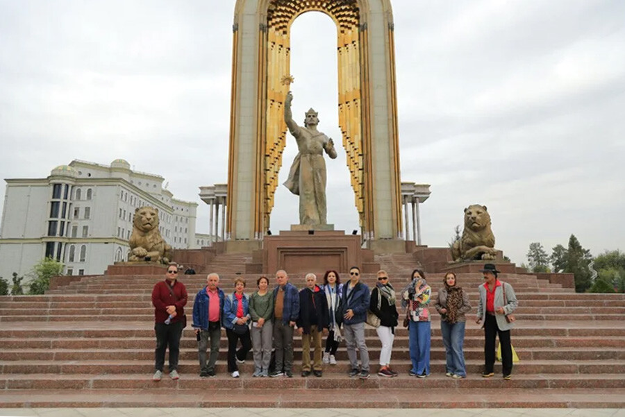 6vxnmd0ycrxxxjjpmf29ydlbtms3mkydg9ukikki lastsecond.ir-travel-to-tajikistan-by-car-tour-to-tajikistan.jpg