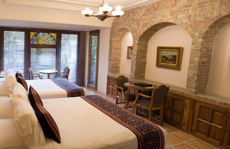 pen1dtfrm1lycpcf6p82b5ani7qrle5tlf18f41w lastsecond.ir-travel-guide-to-tabriz-attractions-hotel.jpg